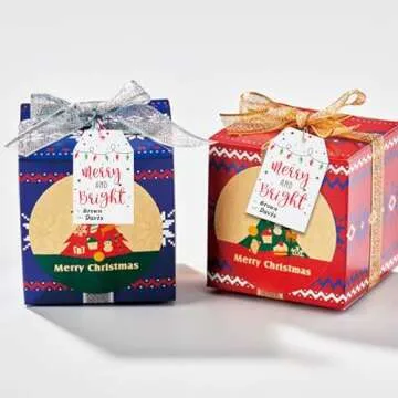 jijAcraft Christmas Gift Tags with String, 50Pcs Merry and Bright Personalized Christmas Name Tags, Boho Red and Green Chritmas Tags for Xmas Holiday Gift Wrapping, Label Name, Present Decoration