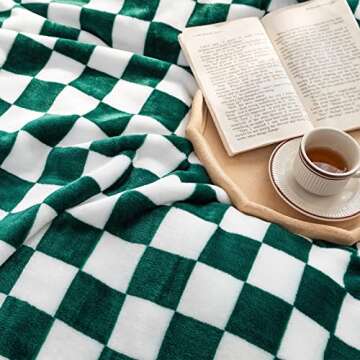 LOMAO Throw Blankets Flannel Blanket with Checkerboard Grid Pattern Soft Throw Blanket for Couch, Bed, Sofa Luxurious Warm and Cozy for All Seasons (Green, 60"x80")