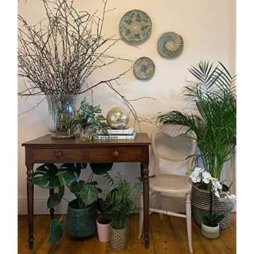 Stylish Rattan Wall Decor - Set of 3 Wicker Baskets