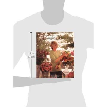 Arranging Flowers (Best of Martha Stewart Living Series)