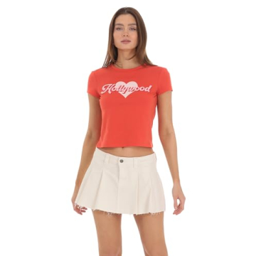 Hollywood Graphic T-Shirt in Red - Stylish Casual Wear for All Occasions