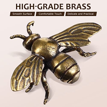 Stylish 2pcs Gold Bee Figurines for Elegant Decor