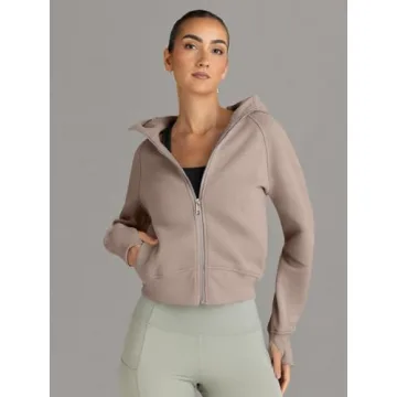 Trendy Queen Women’s Cozy Zip Up Hoodie - Stylish Comfort