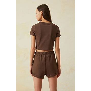 Stylish Land Rover Sweat Shorts for Women - Emblem Design