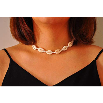 Stylish Natural Cowrie Shell Necklace for Summer