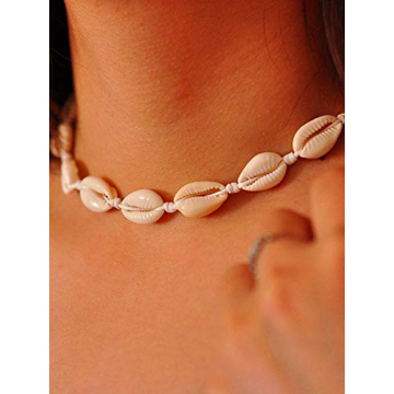 Stylish Natural Cowrie Shell Necklace for Summer