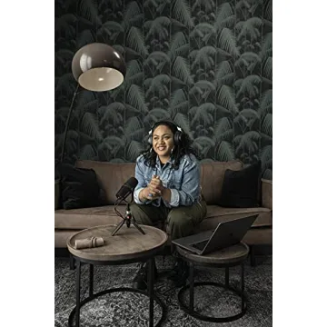 Shure MV7 Dynamic Mic for Podcasting Streaming USB XLR