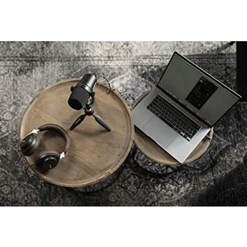 Shure MV7 Dynamic Mic for Podcasting Streaming USB XLR