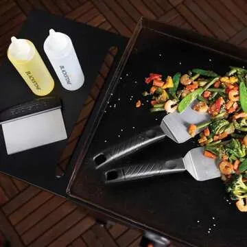 Blackstone 1542 5-Piece Professional Griddle Accessory Toolkit with 2 Squeeze Bottles, 2 Spatulas, and 1 Scraper