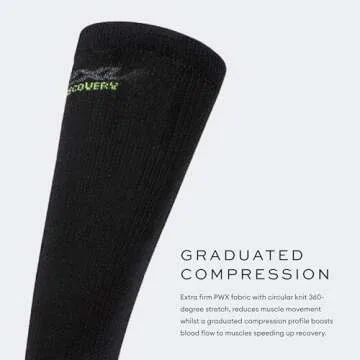 2XU Recovery Compression Socks for Faster Muscle Recovery
