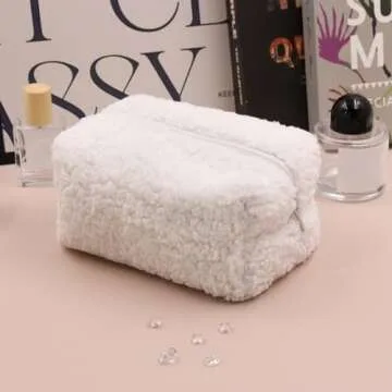 SWUWUWU Plush Makeup Bag for Travel and Cosmetics