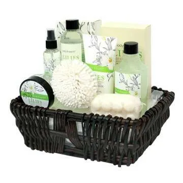 Charming Gift Baskets for Women - Earth Gifts