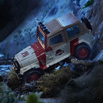 Transformers Collaborative Jurassic Park x Toys Dilophocon & Autobot JP12, Action Figures for Boys and Girls Ages 8 and Up (Amazon Exclusive)