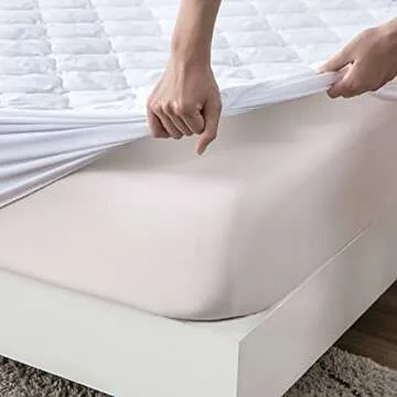 Waterproof Twin XL Mattress Protector for College Dorm