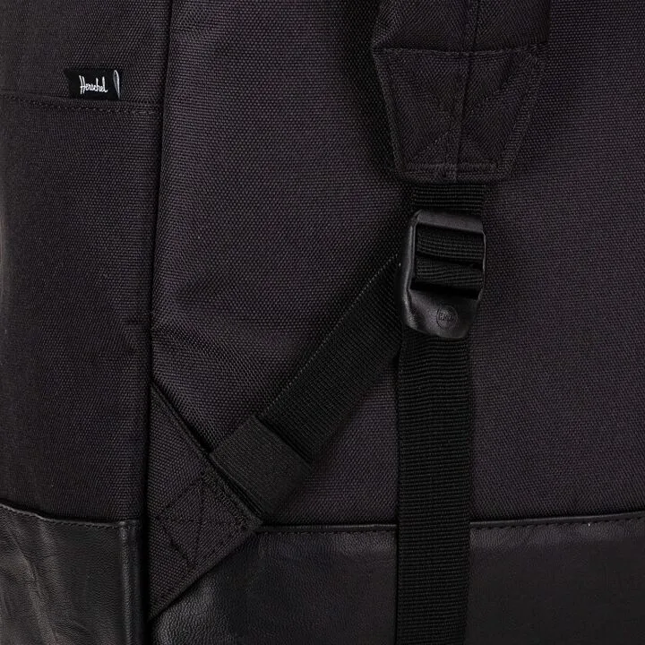 Herschel Heritage Backpack 21.5L in Black Color