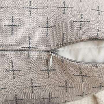 MIULEE Pack of 2 Decorative Burlap Linen Throw Pillow Covers Modern Farmhouse Pillowcase Rustic Woven Textured Cushion Cover for Sofa Couch Bed 20x20 Inch Light Grey