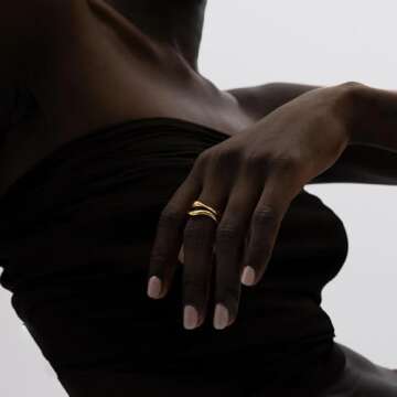 Hey Harper Gold Ring for Women - Gold Plated Stacking Waterproof & Sweatproof Jewerly Ring - Gift for Women - Everday Non Tarnish Cute Fashion Circle Ring