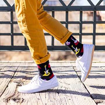 Lavley Rock Out Socks Out Guitar Socks - Funny Gifts for Guitarists and Music Lovers - Unisex for Men & Women