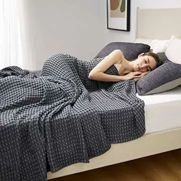 Bedsure Cooling Cotton Waffle King Size Blanket - Lightweight Breathable Blanket of Rayon Derived from Bamboo for Hot Sleepers, Luxury Throws for Bed, Couch and Sofa, Dark Grey, 104x90 Inches