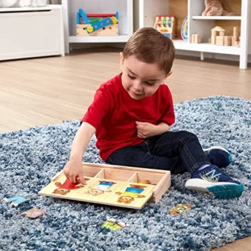 Melissa & Doug Bear Family Dress-Up Puzzle - Fun & Educational