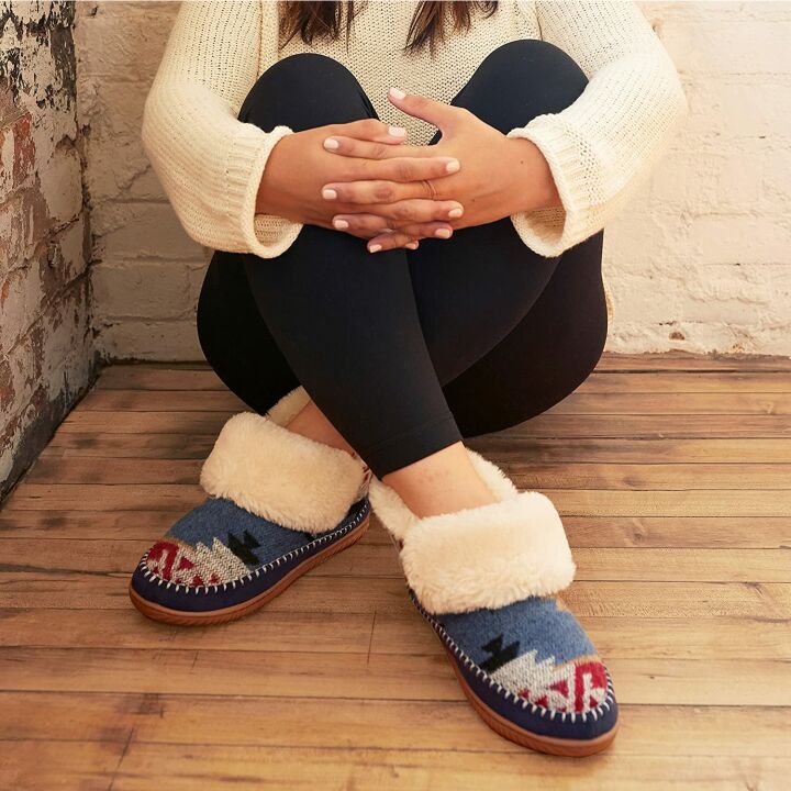 Dearfoams Women's Alpine Moritz Bootie Slipper