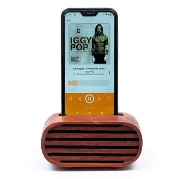 Wooden Phone Speaker - Engraved Oak Christmas Gift