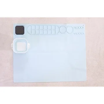 Silicone Painting Mat with Magnetic Cup and Kids Aprons