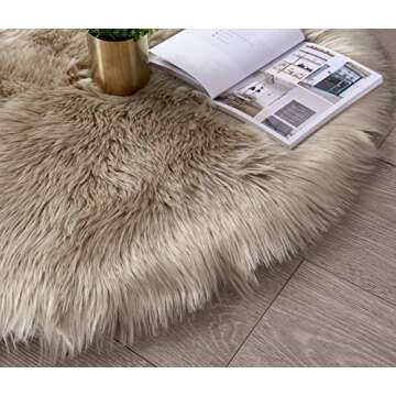 SERISSA Ultra Soft Round Faux Sheepskin Fur Area Rug Beige Circular Shaggy Rug Round Fluffy Area Rugs Plush Circle Floor Carpet Mat for Bedroom Living Room Floor Decor, 3ft Diameter (Beige)