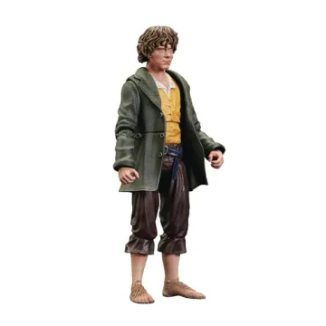 Merry & Pippin Deluxe Action Figures from The Lord of the Rings
