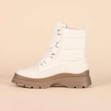 Stylish Comfort with Amazon Essentials Women's Puffer Boots