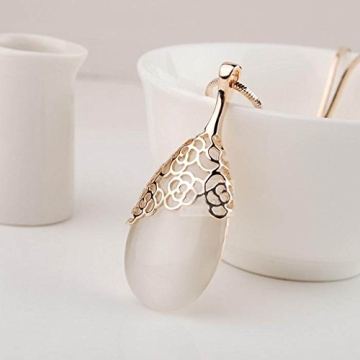 Elegant Water Drop Pendant Golden Long Necklace for Women