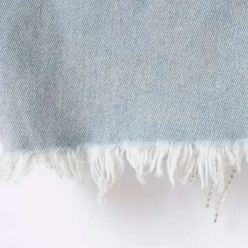 Stylish Xunger Women's Rhinestone Fringe Denim Shorts