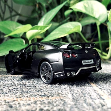 GTR 1/36 Scale Pull Back Car - Perfect Gift for Kids