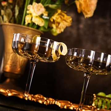 Khen Flower Vintage Wavy Glasses - Elegant Cocktail Coupes