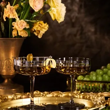 Khen Flower Vintage Wavy Glasses - Elegant Cocktail Coupes