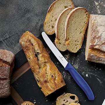 Victorinox Classic Tomato Knife for Effortless Cutting