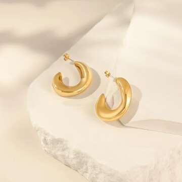 8YEARS Chunky Gold Hoop Earring for Women, 18K Gold Plated Lightweight Thick Gold Hoops Earrings, Hypoallergenic Gold Hoops Trendy Jewelry for Gift (Curved crescent)
