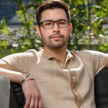 Amazon Echo Frames (3rd Gen) + Echo Pop | Smart glasses with Alexa | Modern Rectangle frames in Charcoal Gray with prescription ready lenses