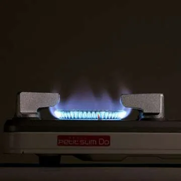 Iwatani Cassette Fu Petit Slim Butane Stove for Camping