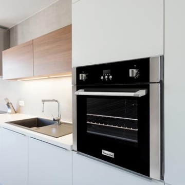 Magic Chef 24" Wall Oven with Convection Feature