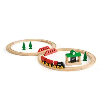 BRIO Classic Figure 8 Set - 22 Piece Wooden Train Toy