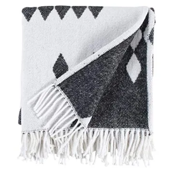 Amazon Brand – Rivet Geometric Diamond Jacquard Reversible Throw Blanket, 50" x 60", Black / White