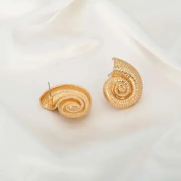 WOWORAMA Gold Conch Shell Jewelry Set for Women
