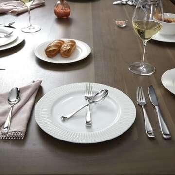 Oneida Moda 65-Piece Flatware Set for 12 - Timeless Elegance