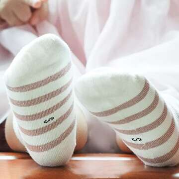 Gwenvenni Kids Cutton Ankle Socks Glitter Striped Crew Socks fo Big Little Girls 5-Pack