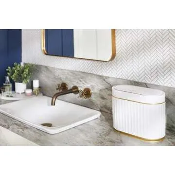 ELPHECO Mini Desktop Trash Bin Small Trash Can with Lid, 5 litres Desktop Motion Sensor Trash Can, 1.3 Gallon Waterproof Countertop Trash Can, Small Plastic Trash Can for Desk, Bedroom, Golden