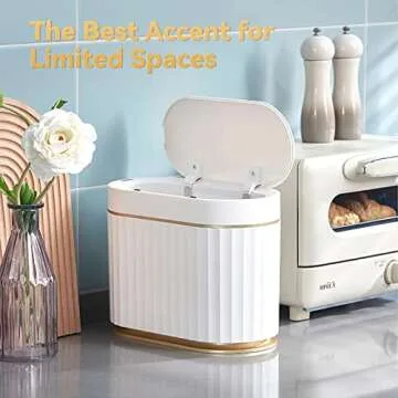 ELPHECO Mini Desktop Trash Bin Small Trash Can with Lid, 5 litres Desktop Motion Sensor Trash Can, 1.3 Gallon Waterproof Countertop Trash Can, Small Plastic Trash Can for Desk, Bedroom, Golden