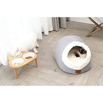 Miss Meow Cat Bed for Cozy Indoor Comfort