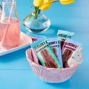HERSHEY'S Milk Chocolate Bunnies, Easter Candy Packs, 1.2 oz (6 Count)
