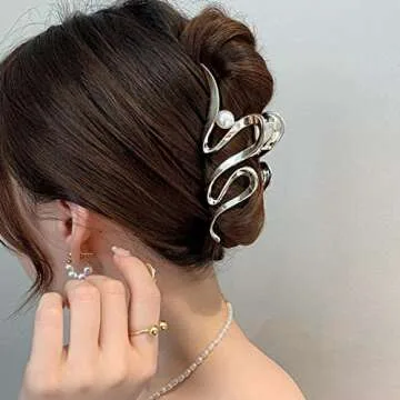 Metal Hair Claw Clips Large Silver Hair Claws Wave Shape Hair Claw Clip Fashion Hair Claw Clips Nonslip Hollow Hair Jaw Clamp Clips for Women Thick hair Thin Hair Hair Styling Hair Accessories